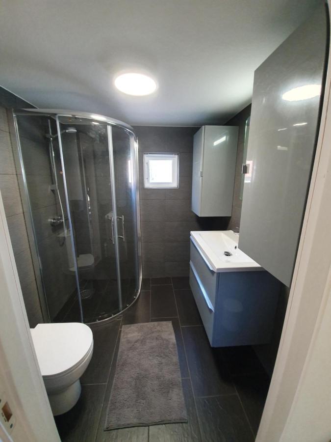 Bysmedjan Villa Hässleholm Exteriör bild