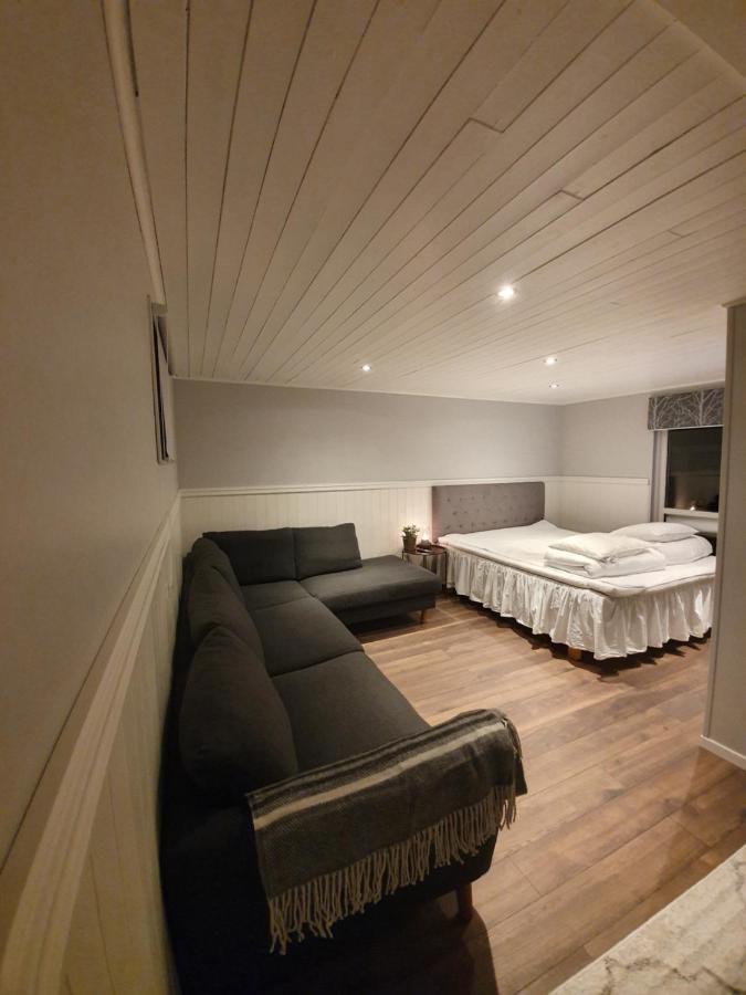 Bysmedjan Villa Hässleholm Exteriör bild